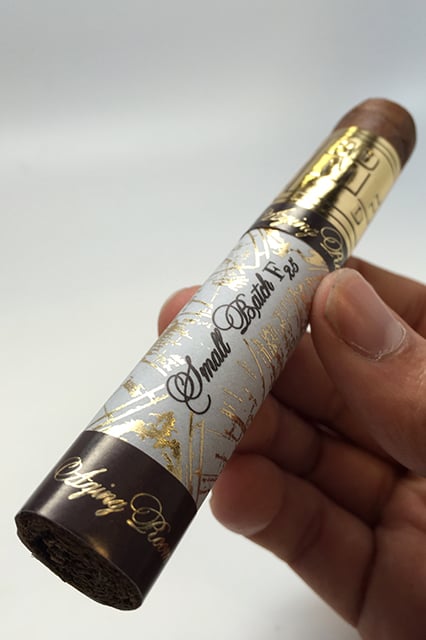 Romeo-by-Romeo-y-Julieta-Aging-Room-Small-Batch-F25-cigar