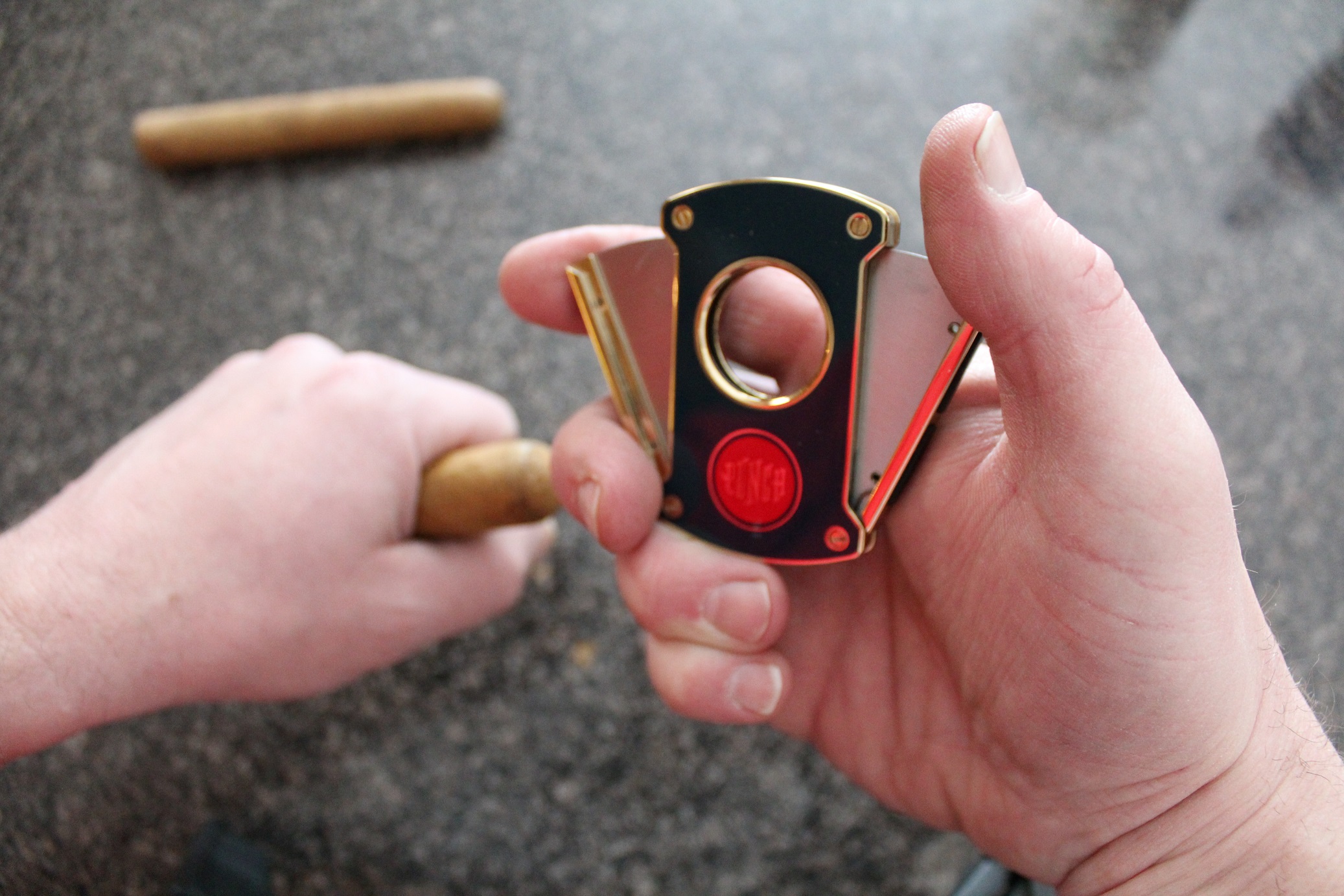 grip-cutter-step-1