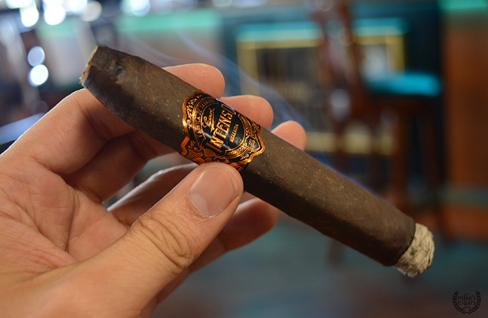 gispert-intenso-cigar-review-first-third