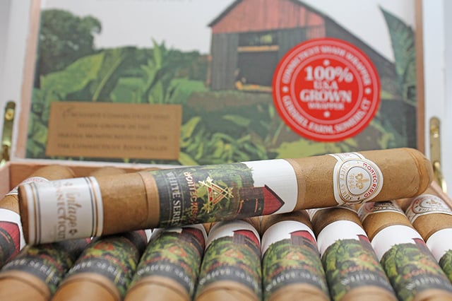 montecristo white vintage connecticut open cigar box 1