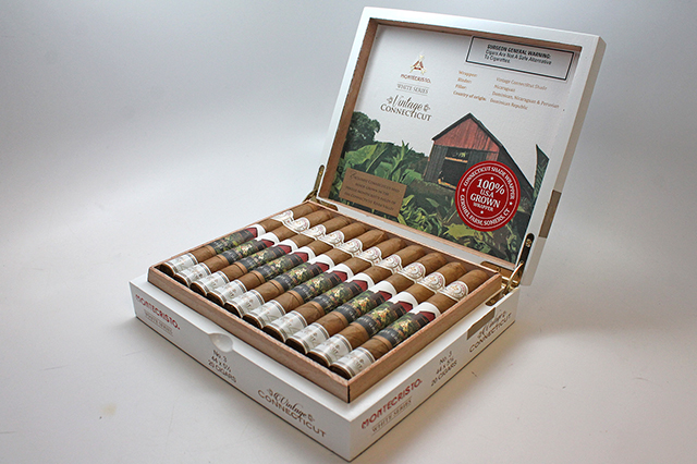 buy-montecristo-white-vintage-connecticut-open-box