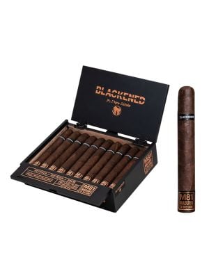 Blackened M81 by Drew Estate Toro