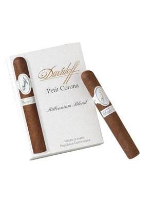 Davidoff Millennium Petit Corona Pack