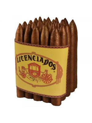 Licenciados Segundos Belicoso