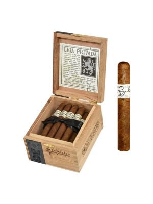 Liga Privada No 9 Short Panatela