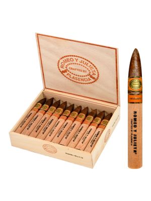 Romeo y Julieta Crafted by Plasencia Piramide