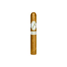 Davidoff Signature Petit Corona Natural cigar
