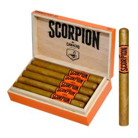 Camacho Scorpion Connecticut Sweet Tip Churchill Natural box of 10