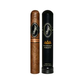 Davidoff Nicaragua Robusto Tubos Natural cigar