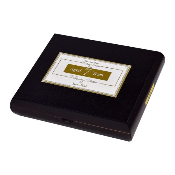 Rocky Patel Vintage 1999 Toro Natural - Mike's Cigars