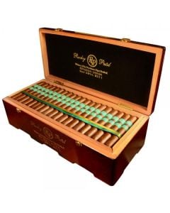 Rocky Patel Edicion Unica Jaguar Humo