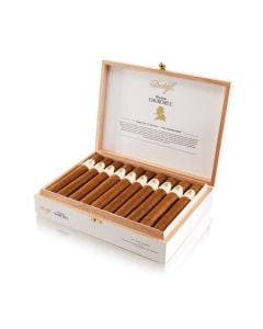 Winston Churchill Commander Toro