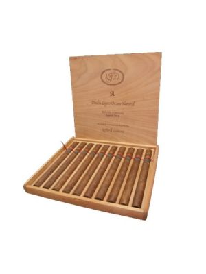 La Flor Dominicana Limited Production Double Ligero Lancero