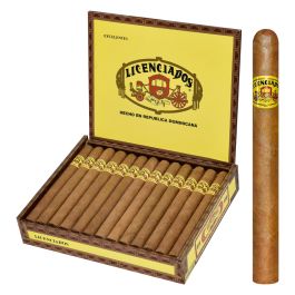 Licenciados Excellentes EMS box of 25