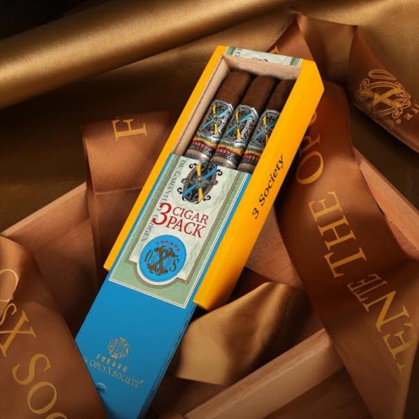 fuente-opusx-society-coffin-