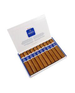 Dunhill Aged Dominican Gigante