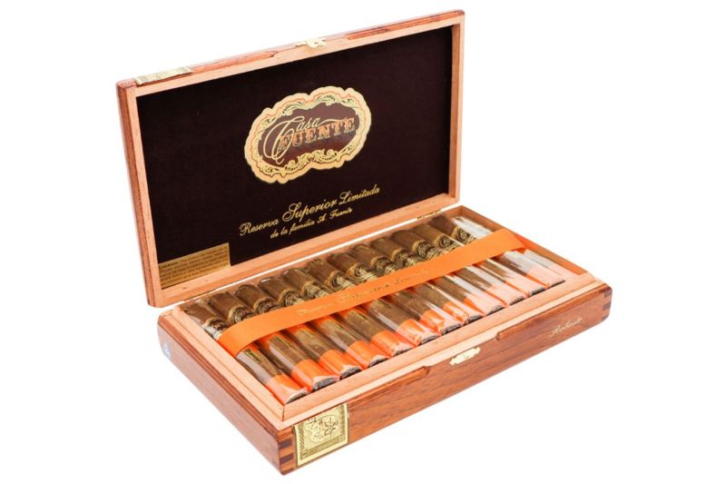 Arturo Fuente Casa Fuente Pyramid Natural Mike s Cigars arturo-fuente-casa-fuente-pyramid-natural-mike-s-cigars