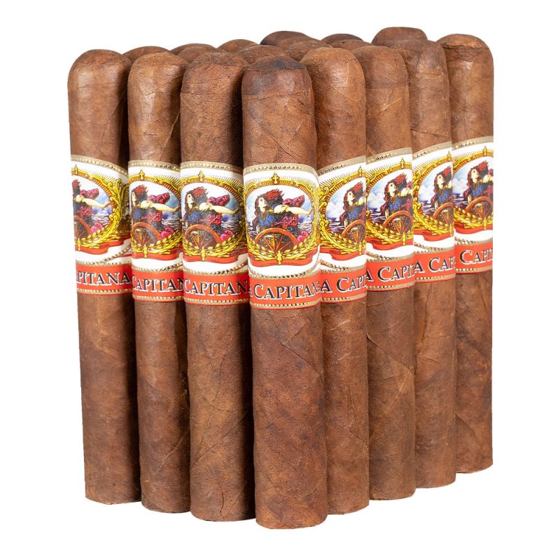 la-capitana-robusto.jpg
